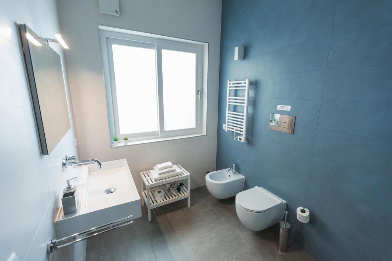 B&B A Due Passi Dal Mare Джеля Екстериор снимка